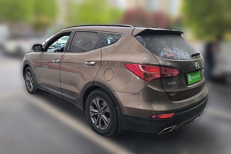 Used Hyundai Santa Fe 2013 2.4L Automatic Two-Wheel Drive Smart Version Rear Left 45 Deg