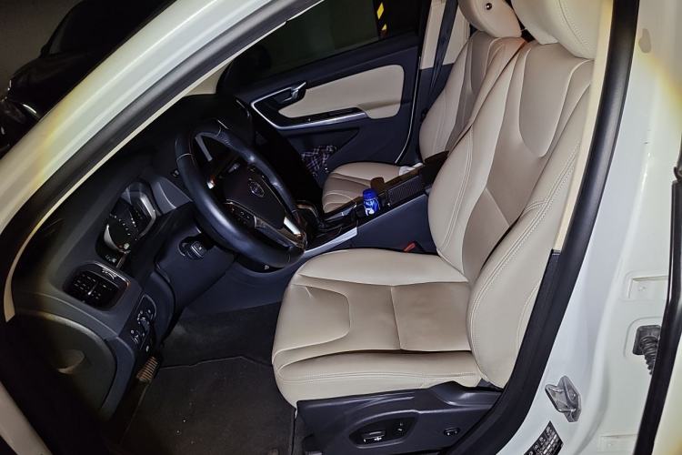 Used Volvo S60 2016 S60L T4 Zhiyuan Edition