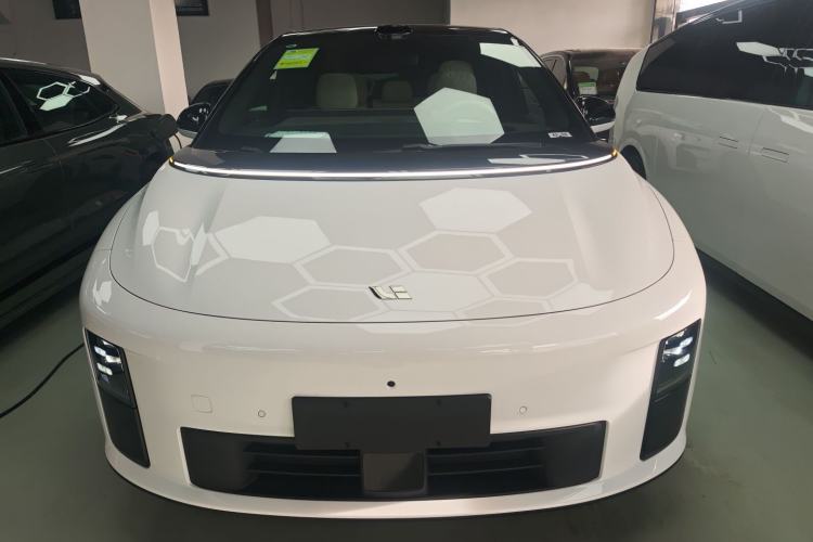 Used Li Auto Li Auto i6 2025 Model Two-Wheel-Drive Standard Type