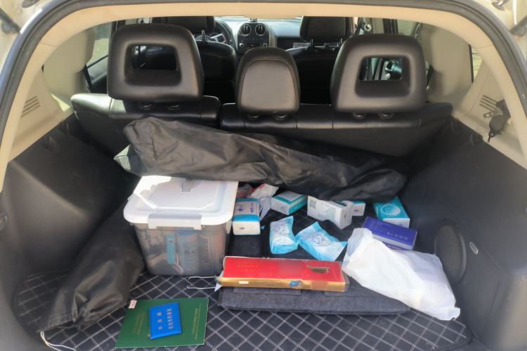 Used Jeep Compass 2013 2.0L Two-Wheel Drive Black Luxury Edition