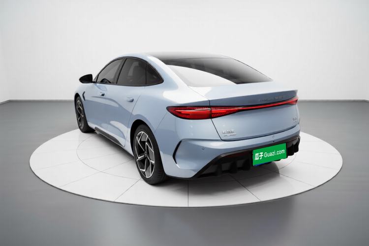 Used BYD Seal 2022 650 km All-Wheel-Drive Performance Version
