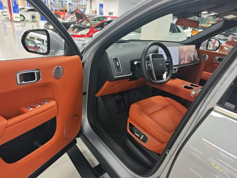 Used Li Auto L8 2023 Pro Model — 15