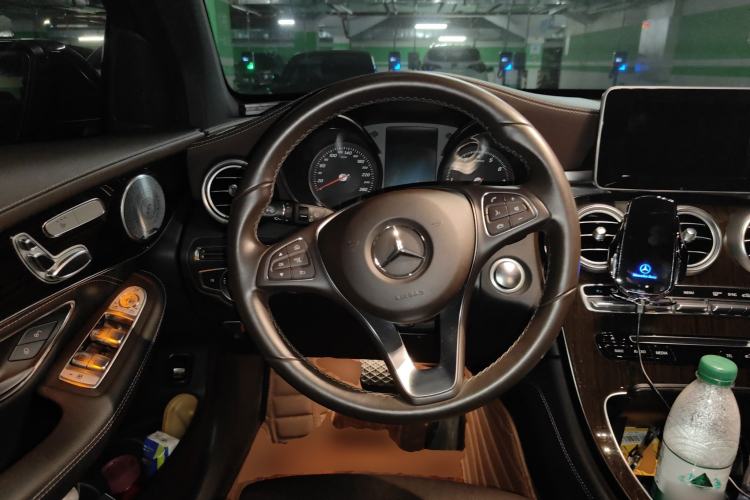 Used Mercedes-Benz GLC 2019 GLC 260 L 4MATIC Dynamic Model