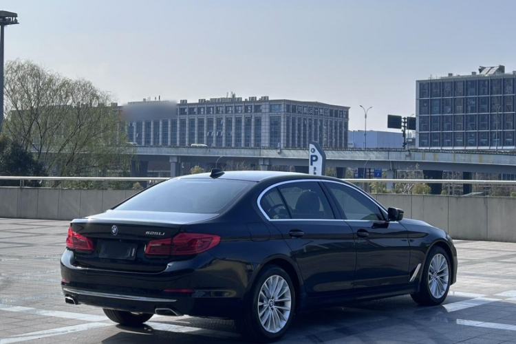 Used BMW 5 Series 2020 525Li Luxury Package