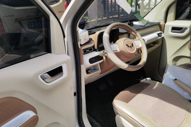 Used Wuling Hongguang MINIEV 2024 3rd Generation 215km Youth Edition Driver Seat