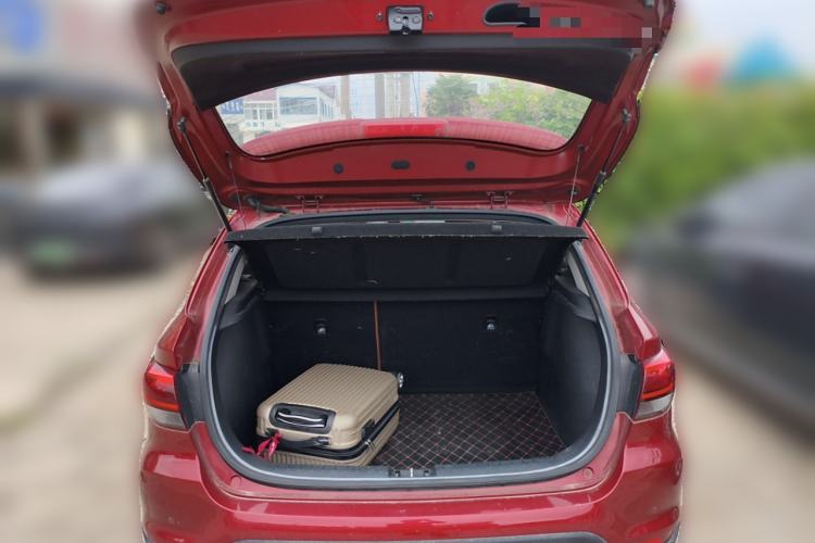 Used Kia KX Cross 2017 1.4L AT GLS