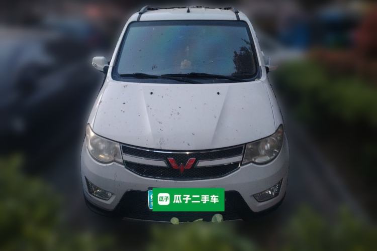 Used Wuling Hongguang 2014 1.2L S Comfort Model China IV Front