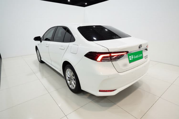 Used Toyota Corolla 2021 Dual-Motor 1.8L E-CVT Elite Edition Exterior 2