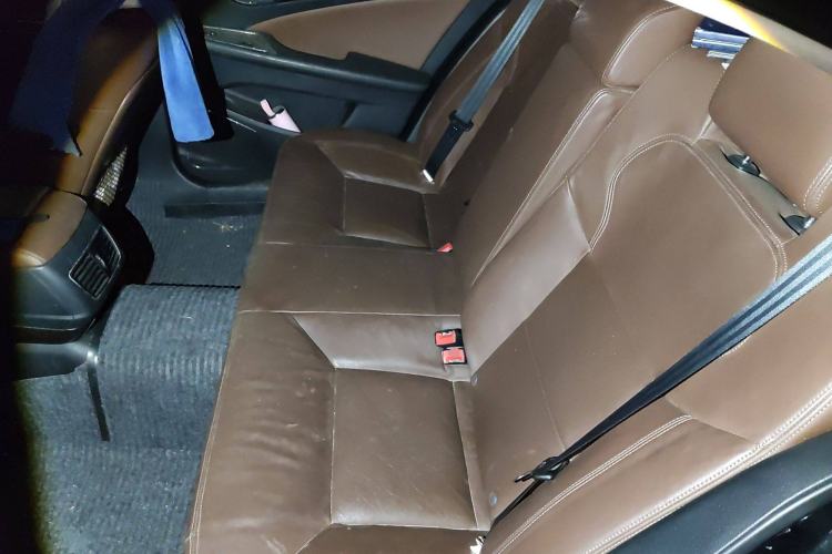 Used Hongqi H7 2015 2.0T Luxury Model
