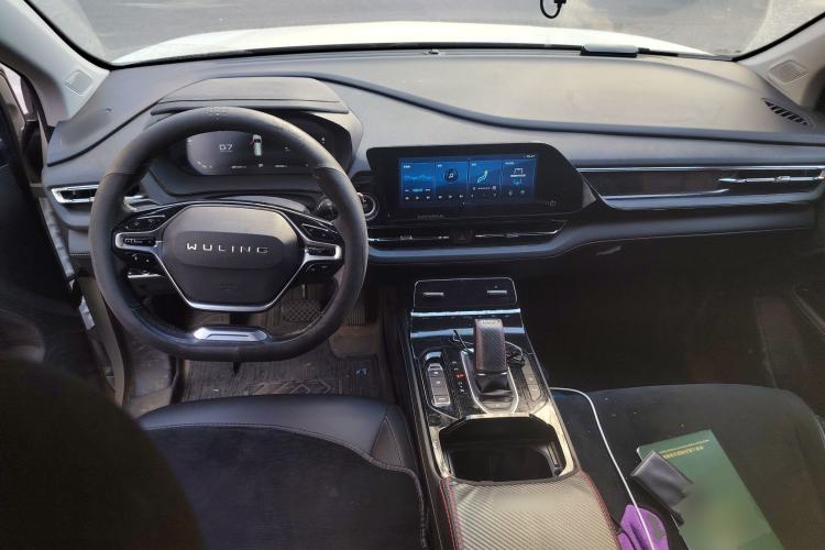 Used Wuling Victory 2020 1.5T CVT Flagship Edition Center Console