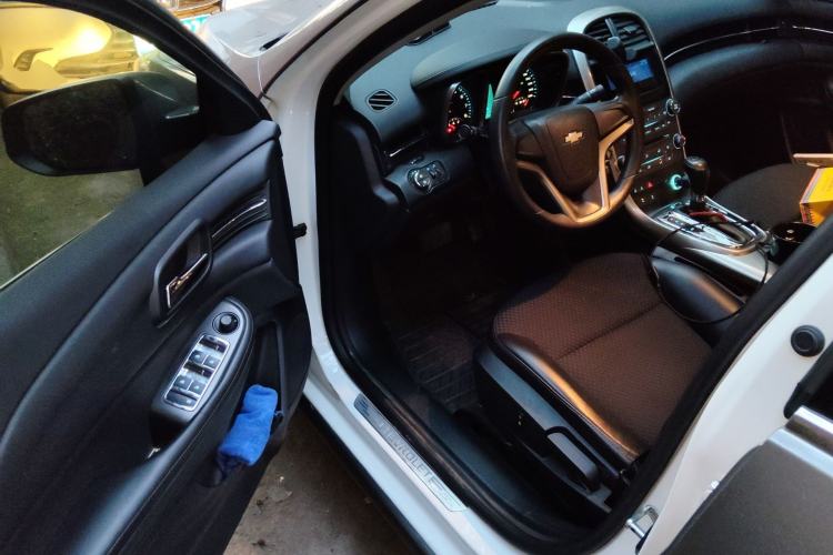 Used Chevrolet Malibu 2013 1.6T Automatic Comfort Edition Driver Seat