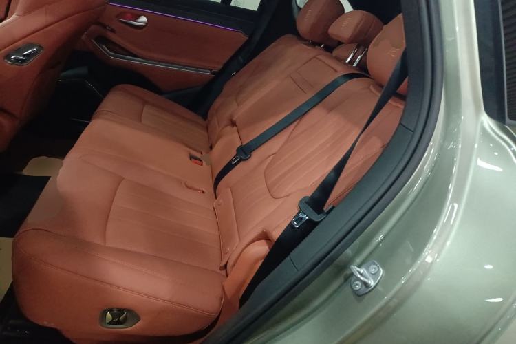 Used BYD Tang L 2025 EV 670KM LiDAR Flagship Version Left Rear Seat