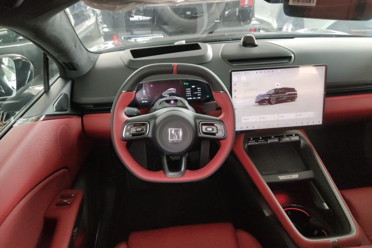 Used Zeekr 007GT 2025 Long-Range Rear-Wheel Drive Intelligent Driving Version 100 kWh Steering Wheel