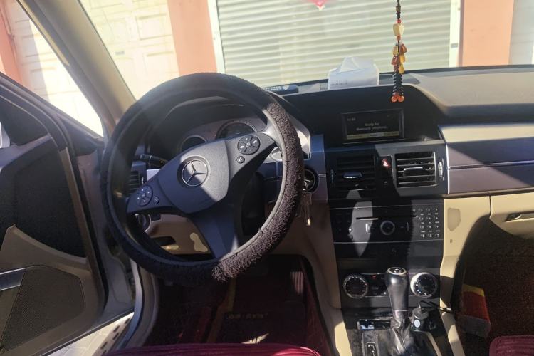 Used Mercedes-Benz GLK-Class 2011 GLK 300 4MATIC Fashion Model
