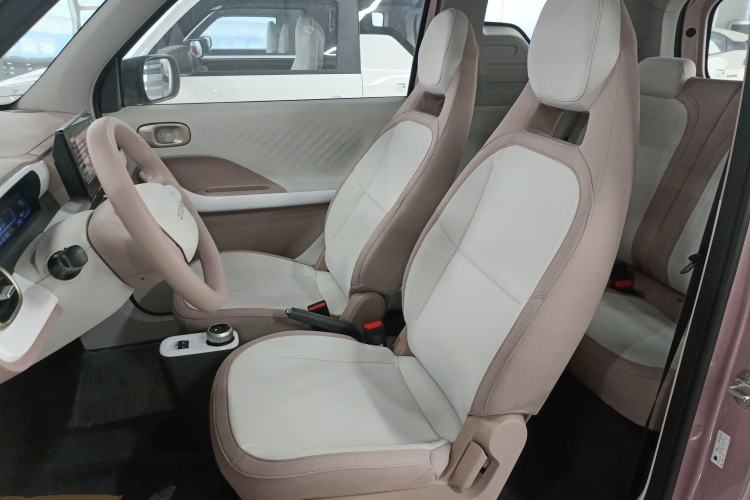 Used Geely Galaxy Panda 2025 210 km – Yuanqi Bear Left Front Seat