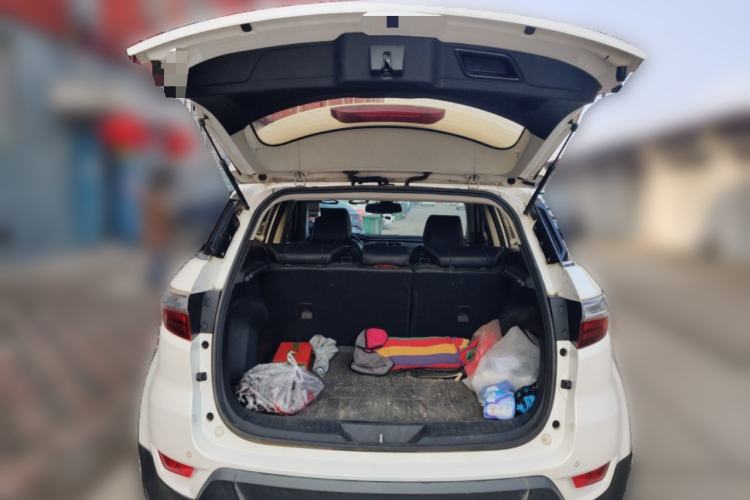 Used JMC Yusheng S330 2016 1.5L GTDi Automatic Two-Wheel Drive Prestige Edition