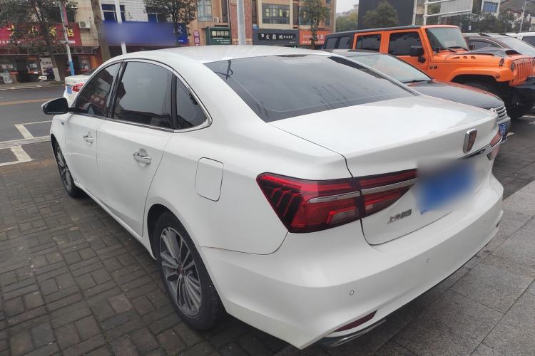 Used Roewe i6 2020 PLUS 1.6L CVT 4G Connected Glory Flagship Edition
