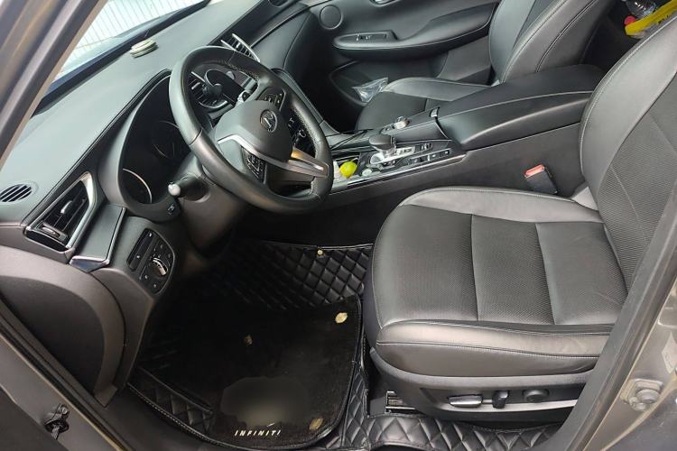 Used Infiniti QX50 2018 2.0T Two-Wheel Drive Fashion Edition Left Front Seat