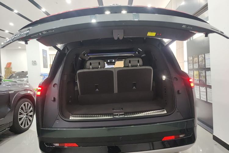 Used Denza N9 2025 Flagship Model Trunk