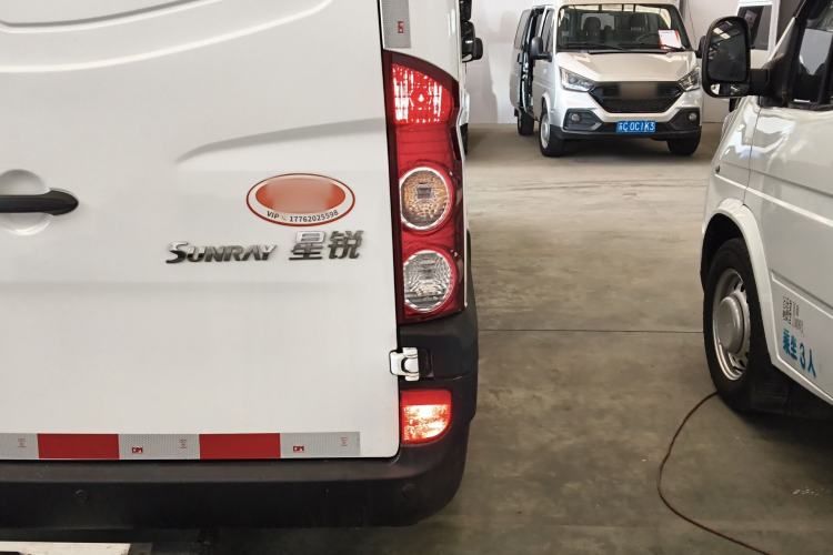 Used JAC Group Sunray 2023 2.5T 6-Series Logistics Version 2/3 Seats D25TCIF1
