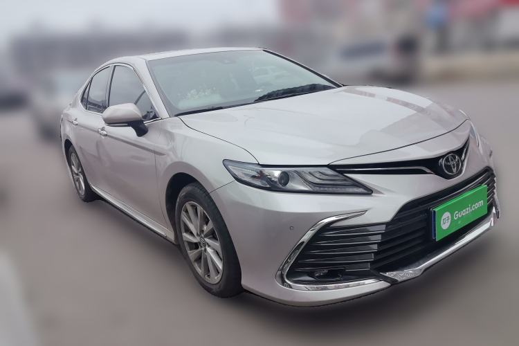 Used Toyota Camry 2023 2.0G Luxury Edition
