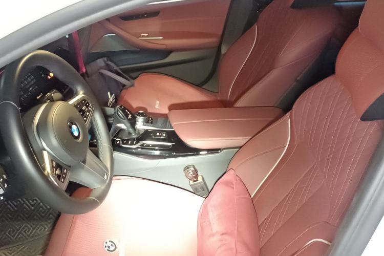 Used BMW 5 Series 2022 Second Facelift 530Li Luxury Version M Sport Package
