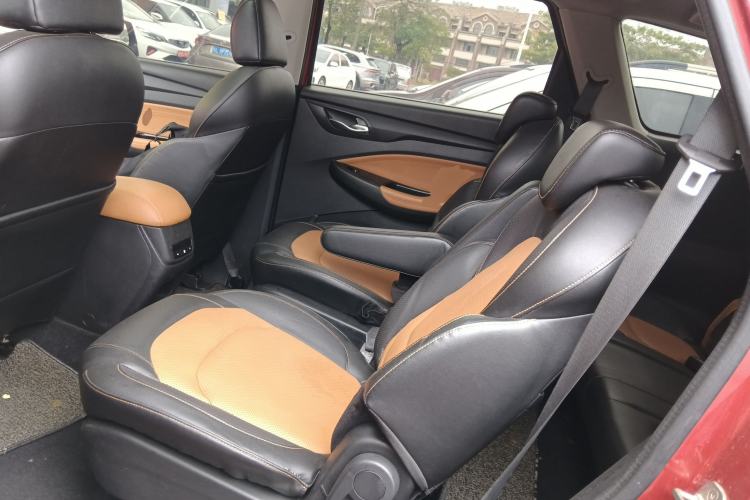 Used Wuling Rongguang V 2018 1.5L Standard Version Left Rear Seat