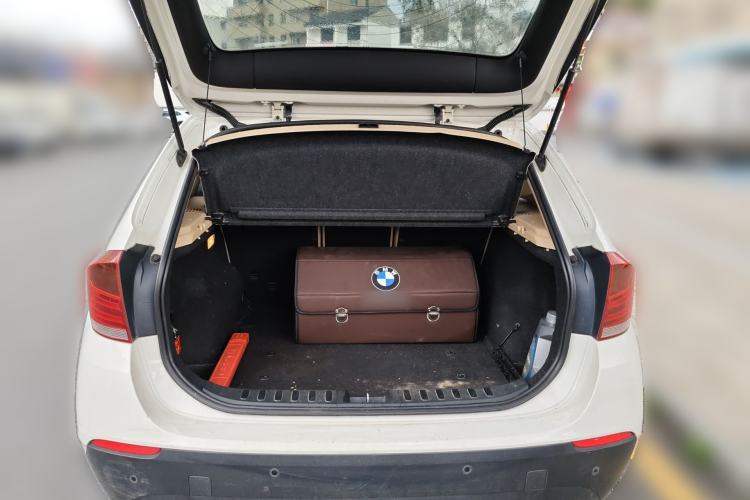 Used BMW X1 2012 sDrive18i Luxury Model