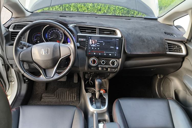 Used Honda Fit 2018 1.5L CVT Trendy Run+ Edition
