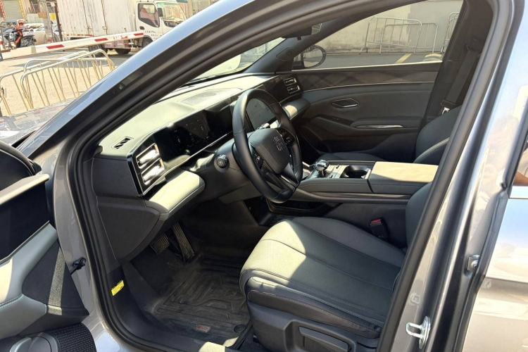 Used BYD Qin L 2024 DM-i 80KM Leading Model Left Front Seat