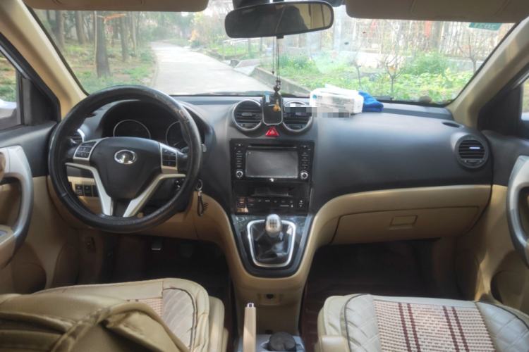 Used Haval H6 2011 2.0L Manual Two-Wheel Drive Elite Version