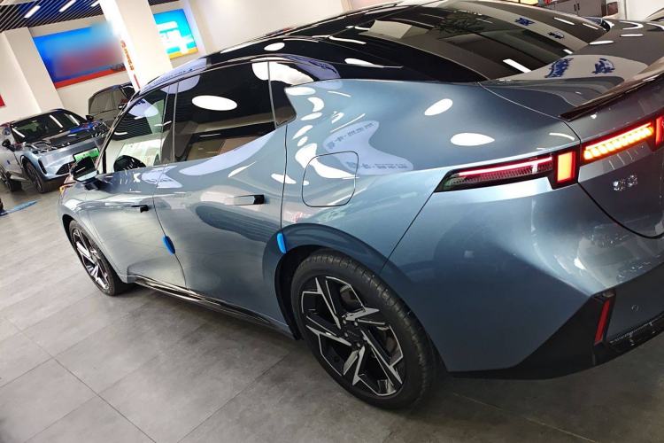 Used Lynk & Co 07 2024 EM-P 126 Long-Range Ultra