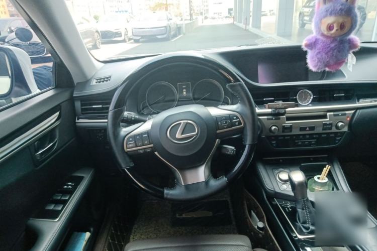 Used Lexus ES 2017 200 30th Anniversary Edition