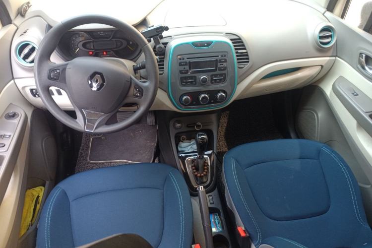 Used Renault Captur 2015 1.2T Automatic Standard Edition
