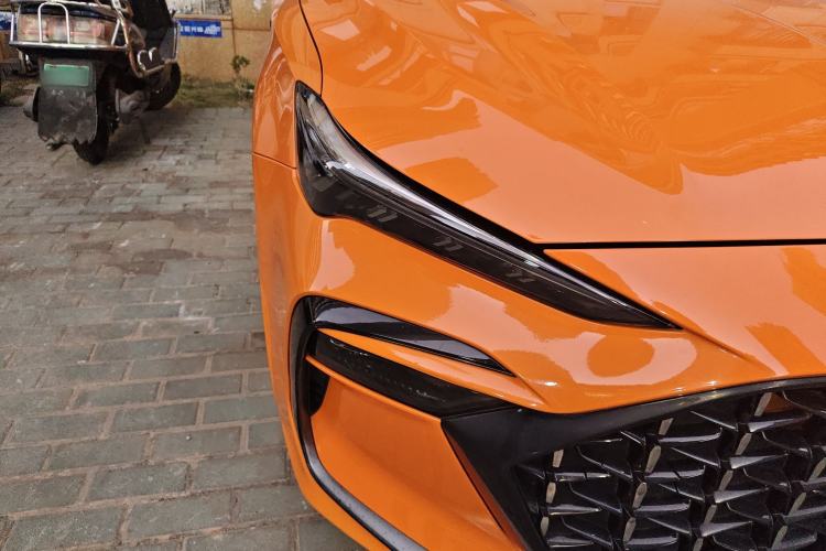 Used MG 6 2021 Pro 1.5T Automatic Trophy Luxury Edition Right Front Headlight