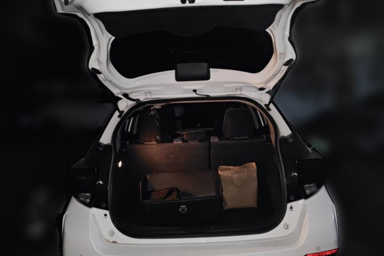 Used Toyota YARiS L Zhi Xuan 2022 X-Trail 1.5L CVT Leading PLUS Edition Trunk