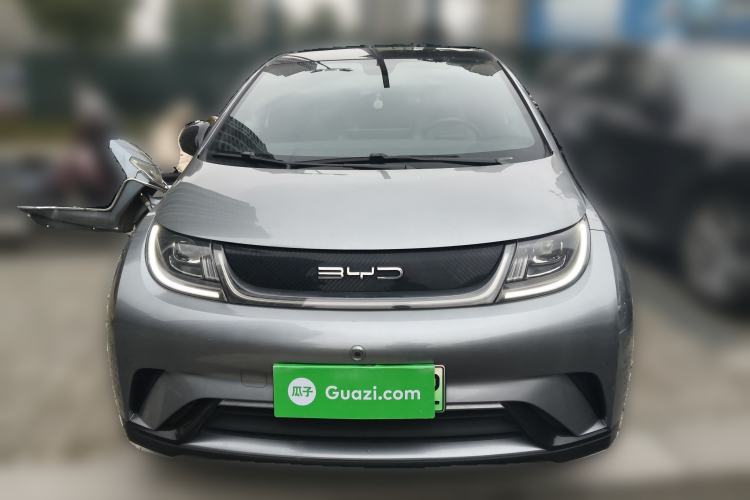 Used BYD Dolphin 2023 420 km Fashion Edition
