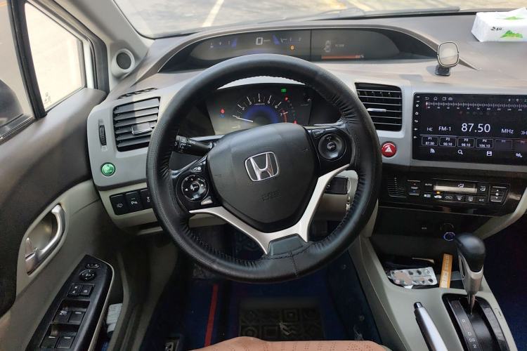 Used Honda Civic 2013 10th Anniversary 1.8L Automatic Luxury Edition Steering Wheel