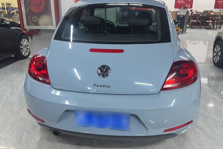 Used Volkswagen Beetle 2015 180TSI model
