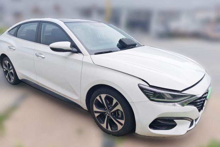 Used Hyundai Lafesta 2021 280TGDi GLX Elite Edition Front Right 45 Deg