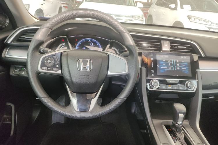 Used Honda Civic 2016 220TURBO CVT Luxury Edition