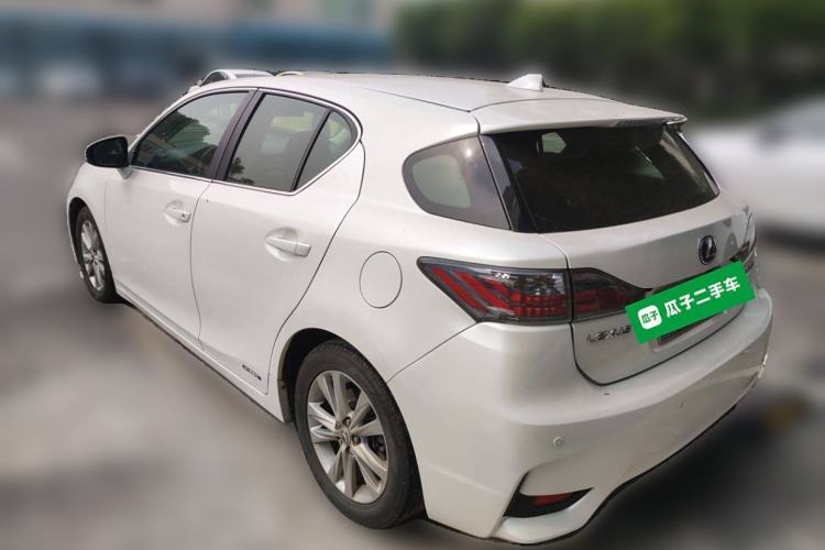 Used Lexus CT 2014 CT200h Elite Edition Monochrome Rear Left 45 Deg