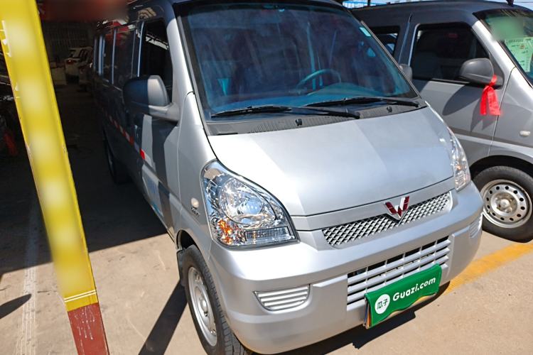 Used Wuling Rongguang 2021 1.5L Extended Basic Model Enclosed-Window Vehicle, 2-seater LAR
