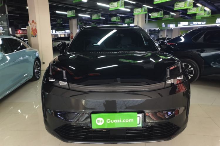 Used Lynk & Co 08 EM-P 2025 120km Long-Range Pro
