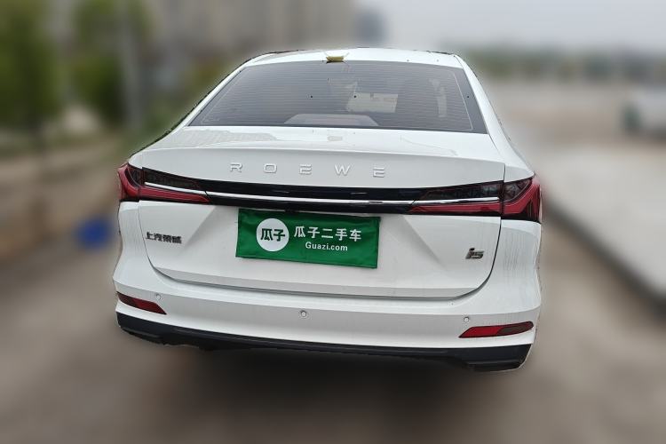 Used Roewe i5 2023 1.5L Manual Comfort Edition
