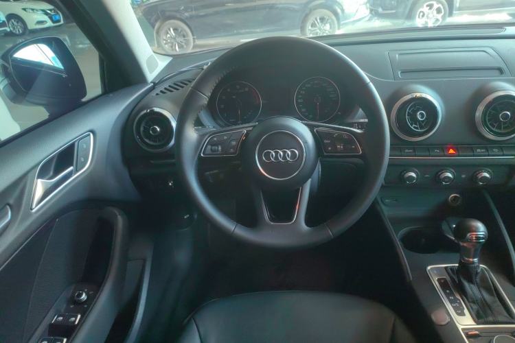 Used Audi A3 2020 Limousine 35 TFSI Fashion Edition China VI Emission Standard