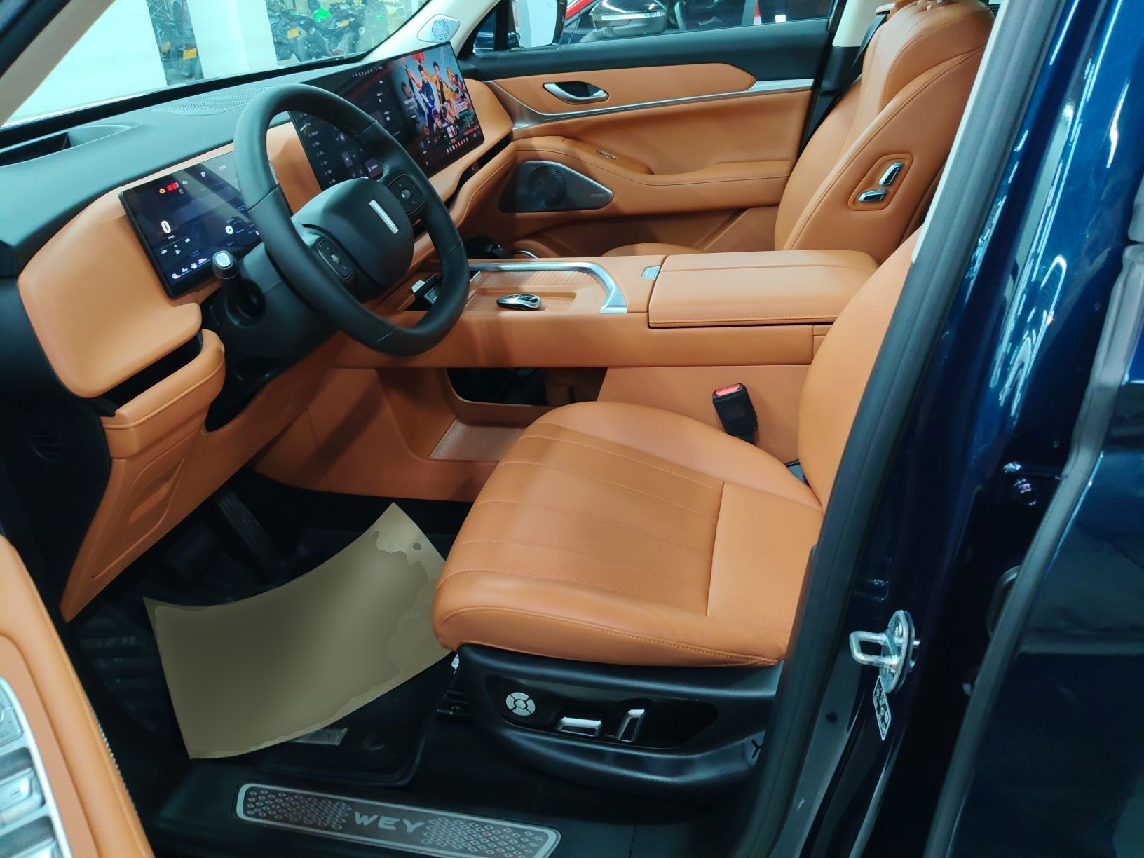 المقاعد الأمامية داخل السيارة