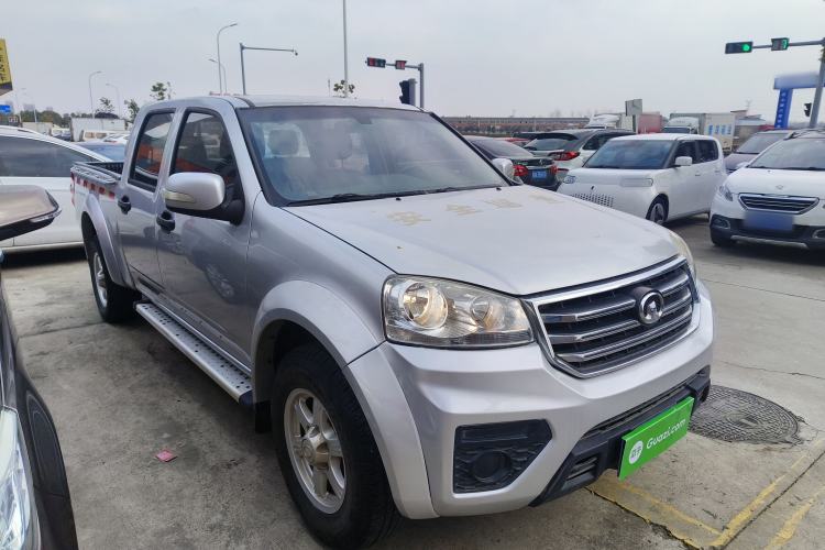 Used Great Wall Wingle 5 2017 2.0T European Version Diesel Two-Wheel Drive Advanced Large Double-Cab GW4D20E