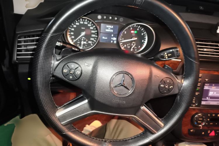 Used Mercedes-Benz R-Class 2011 R 350 L 4MATIC