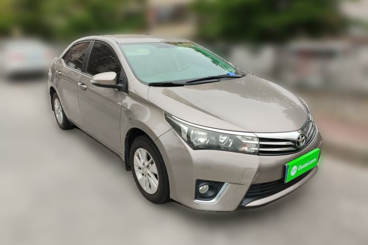 Used Toyota Corolla 2014 1.6L CVT GL Front Right 45 Deg